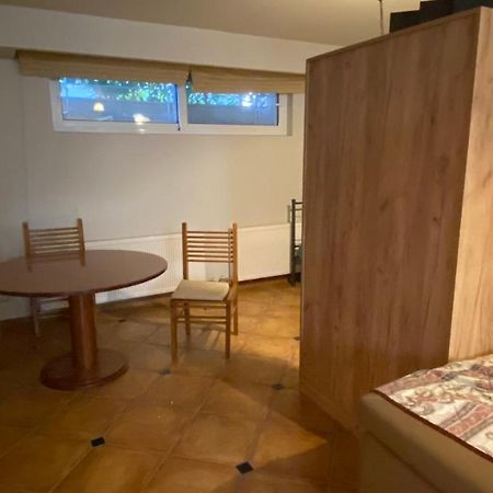 Seaside Family Apartment - Kalamata Farai ภายนอก รูปภาพ